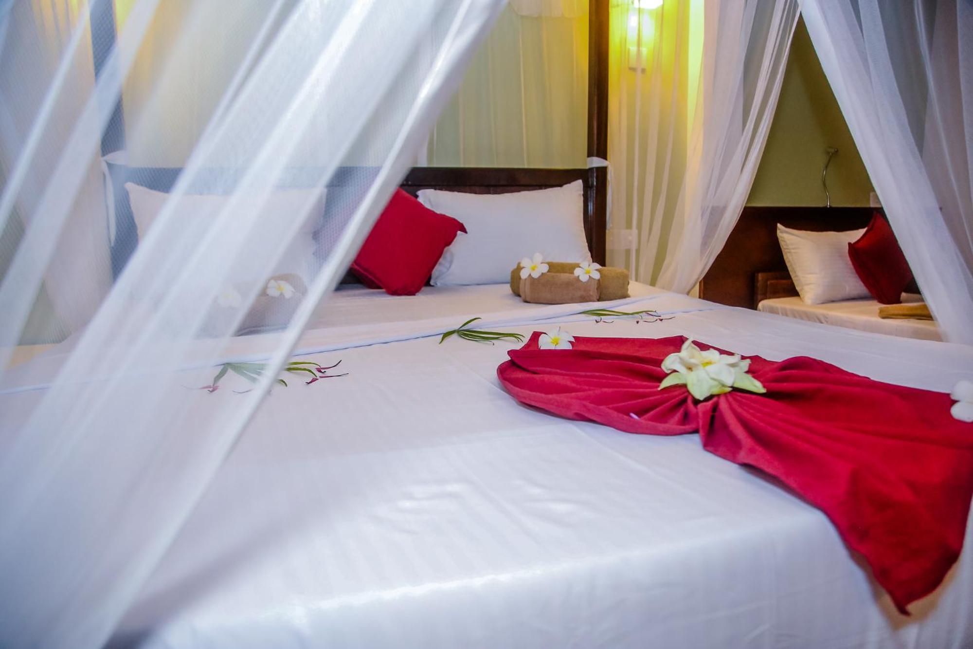 Anchorage Mirissa Hotel Bagian luar foto