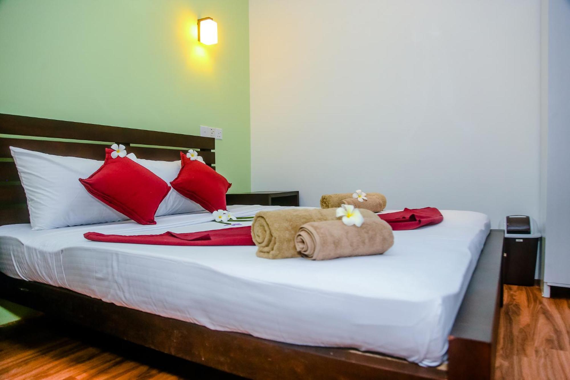 Anchorage Mirissa Hotel Bagian luar foto